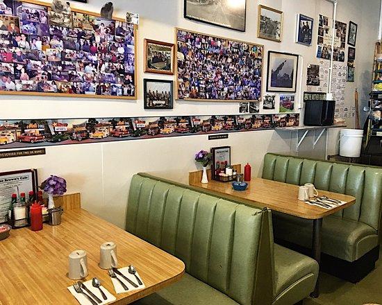 Joe Brown's Fountain Lunch